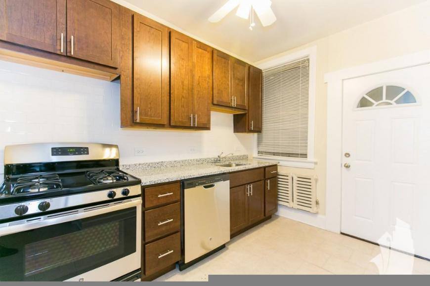 Apartment for rent at 1615 W Berteau, Chicago, IL 60613