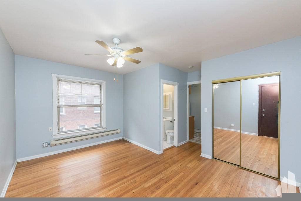 Apartment for rent at 3257 W Wrightwood #1L, Chicago, IL 60647
