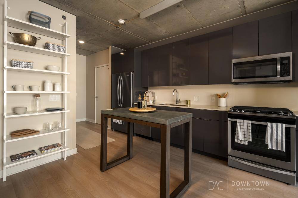 Apartment for rent at 433 N Wells St, Chicago, IL 60654