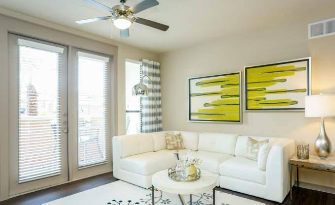 Apartment for rent at 1300 N Post Oak Rd #1035, Houston, TX 77055