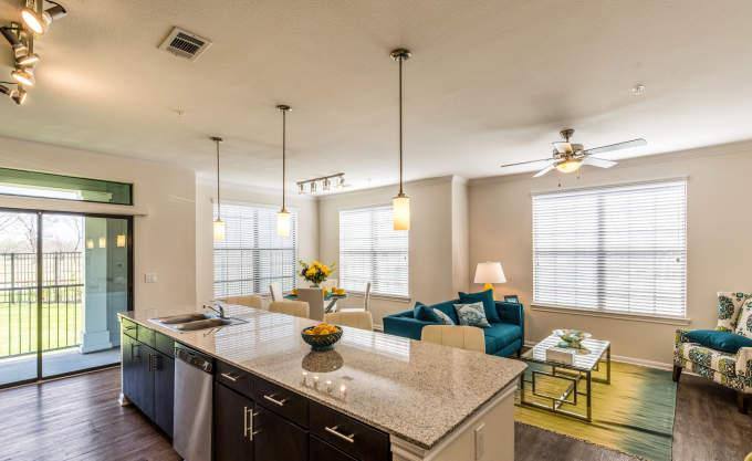 Apartment for rent at 10000 Fannin Station #1035, Houston, TX 77045