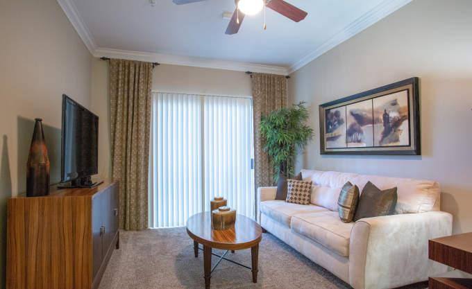 Apartment for rent at 2222 Maroneal St, Houston, TX 77030