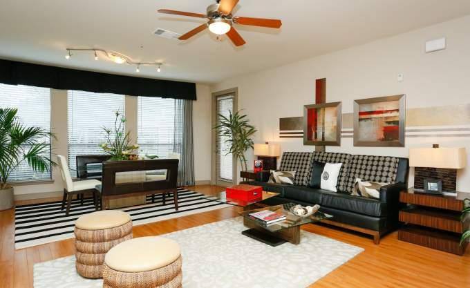 Apartment for rent at 2401 S Gessner Rd, Houston, TX 77063