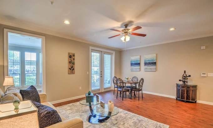 Apartment for rent at 15727 Cutten Rd, Houston, TX 77070