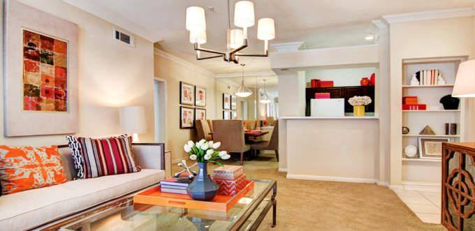 Apartment for rent at 1100 Bering Dr, Houston, TX 77057