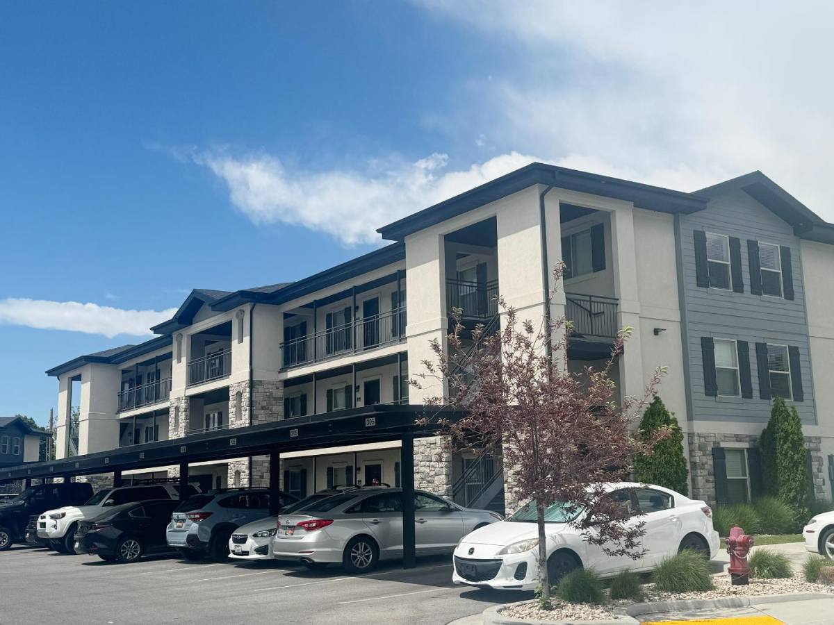 Condo for rent at 1700 Sandhill Rd #A302, Orem, UT 84058