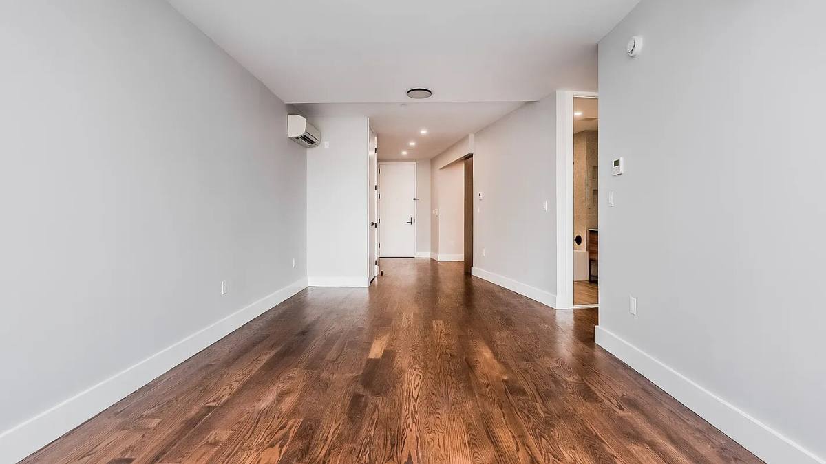 Apartment for rent at 11-24 31SR Dr, Astoria, NY 11106