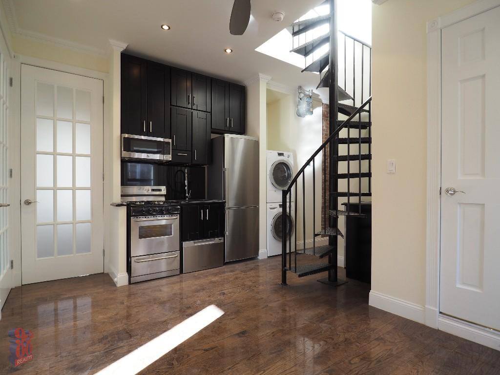 Apartment for rent at 314 E 106th St #24, New York, NY 10029