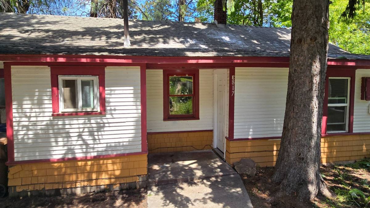 House for rent at 817 E 8th, Spokane, WA 99202