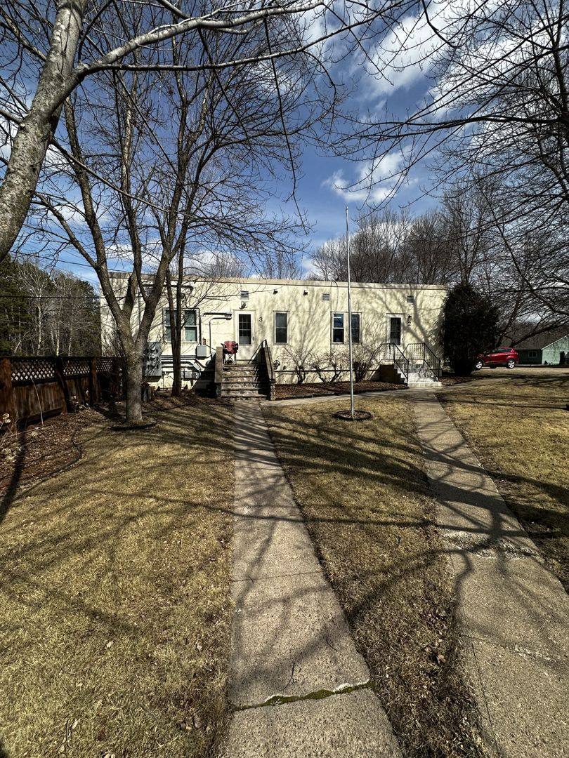 Apartment for rent at 2422 Oak St, Brainerd, MN 56401
