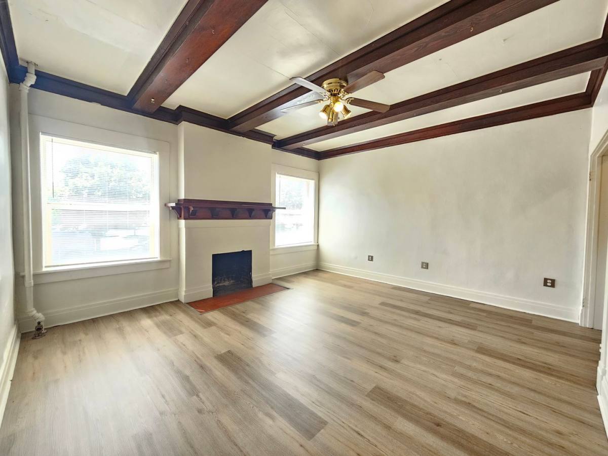 Apartment for rent at 155 S Oak St, Spokane, WA 99201