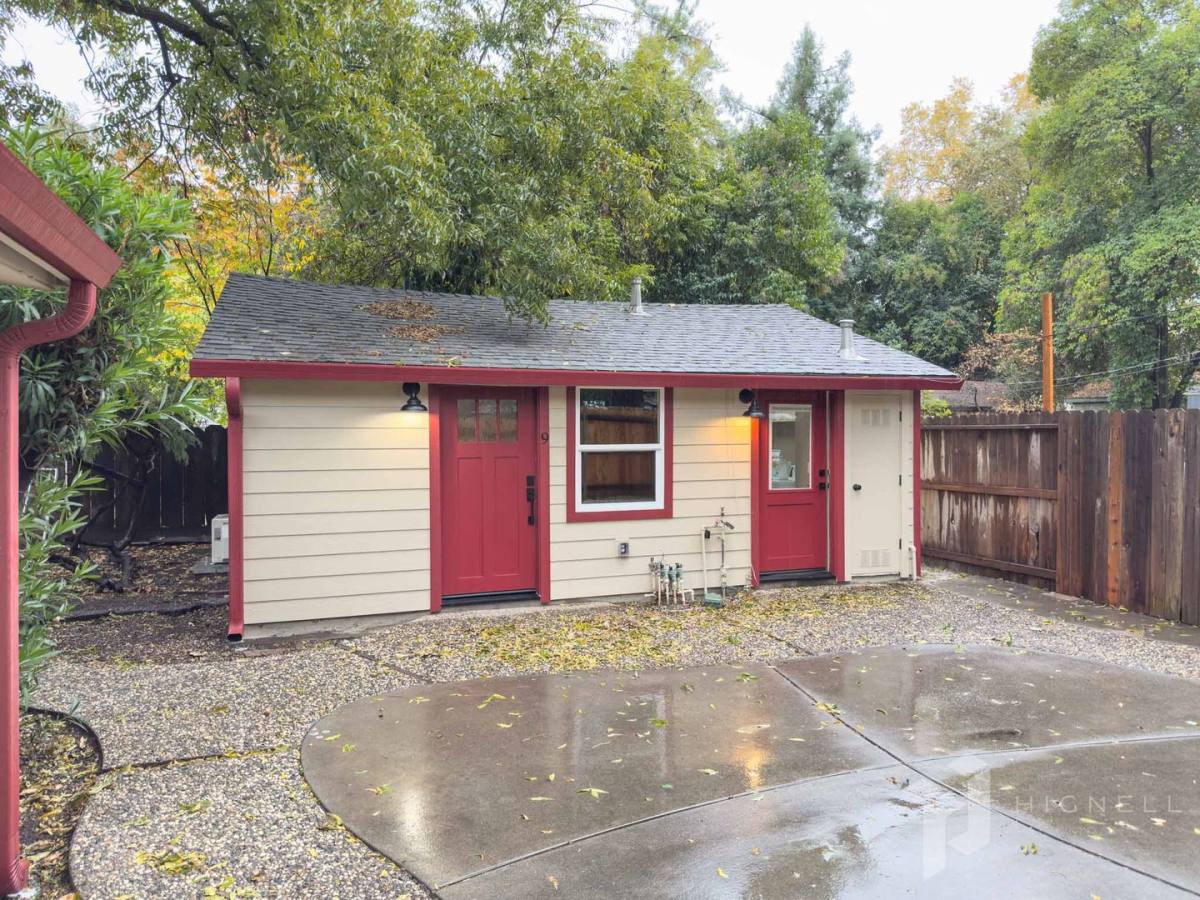 Apartment for rent at 806 Normal Ave, Chico, CA 95928