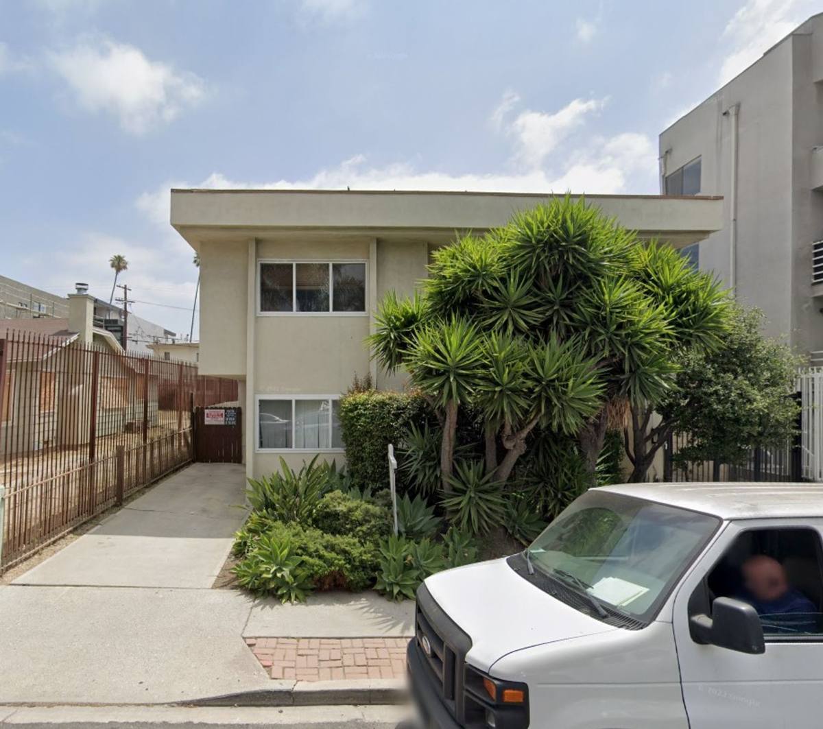 Apartment for rent at 1206 N Orange Dr, Los Angeles, CA 90038