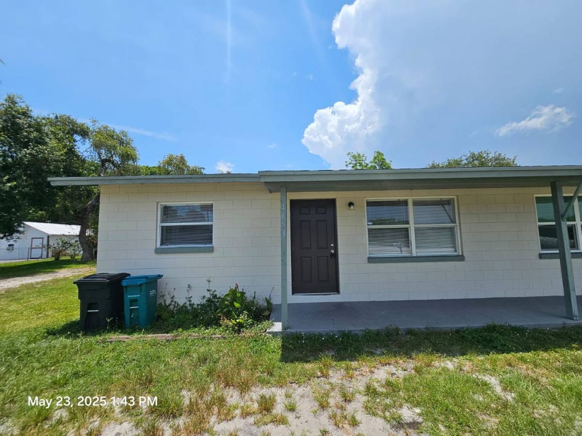 House for rent at 4653 S 25th St, Fort Pierce, FL 34981