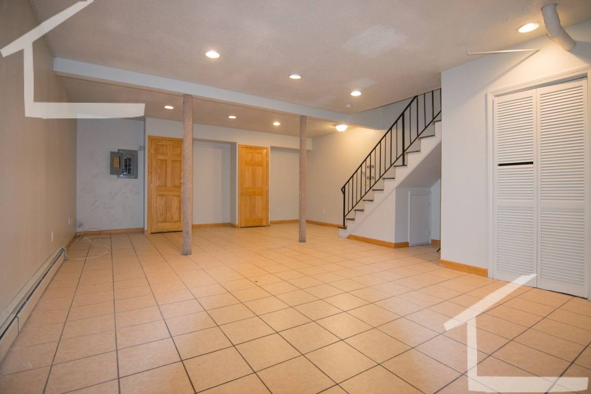 House for rent at 148 Thorndike St, Brookline, MA 02446