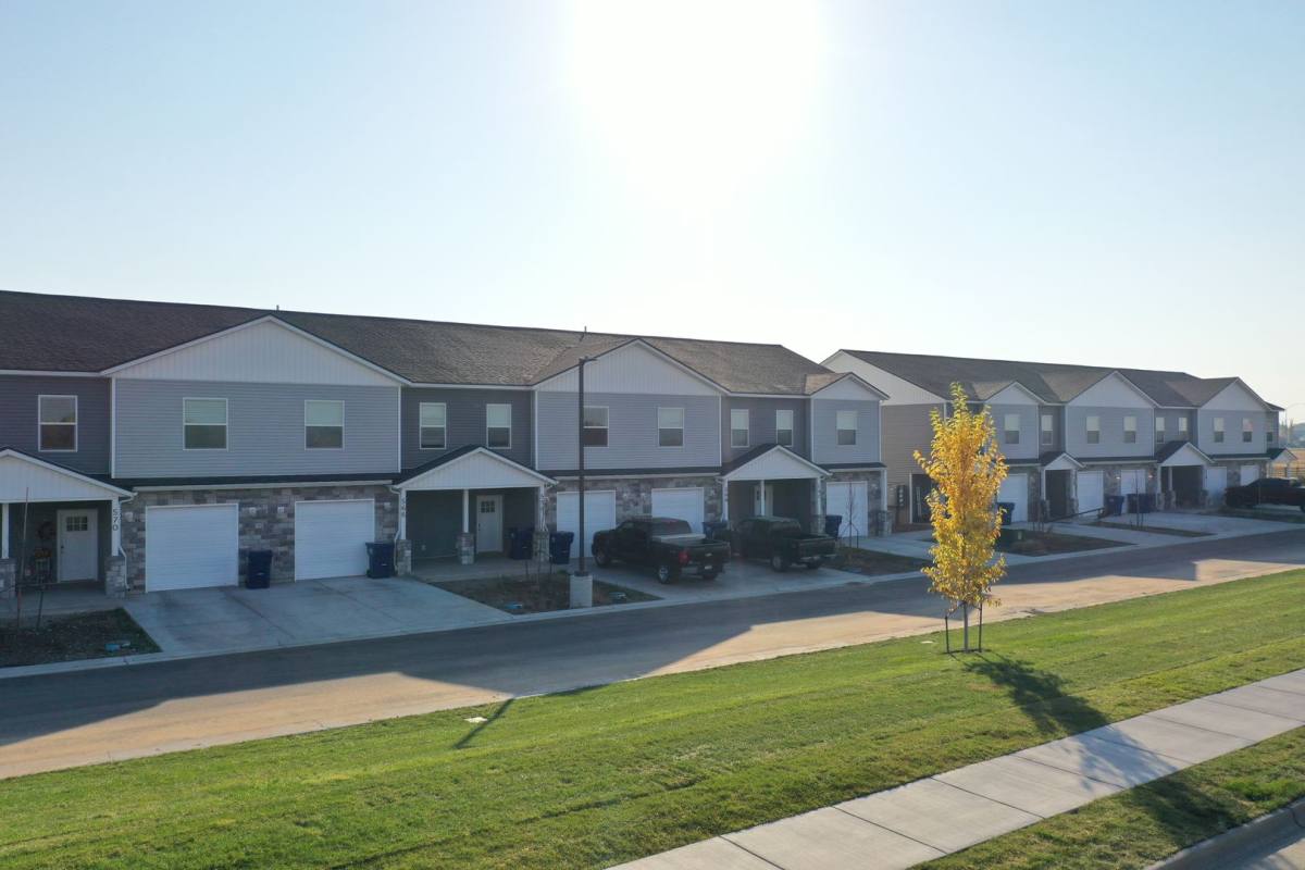 Townhouse for rent at 529 Tap Root Dr, Sugar City, ID 83448