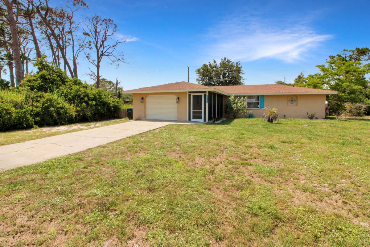 House for rent at 1580 Southland Rd, Venice, FL 34293
