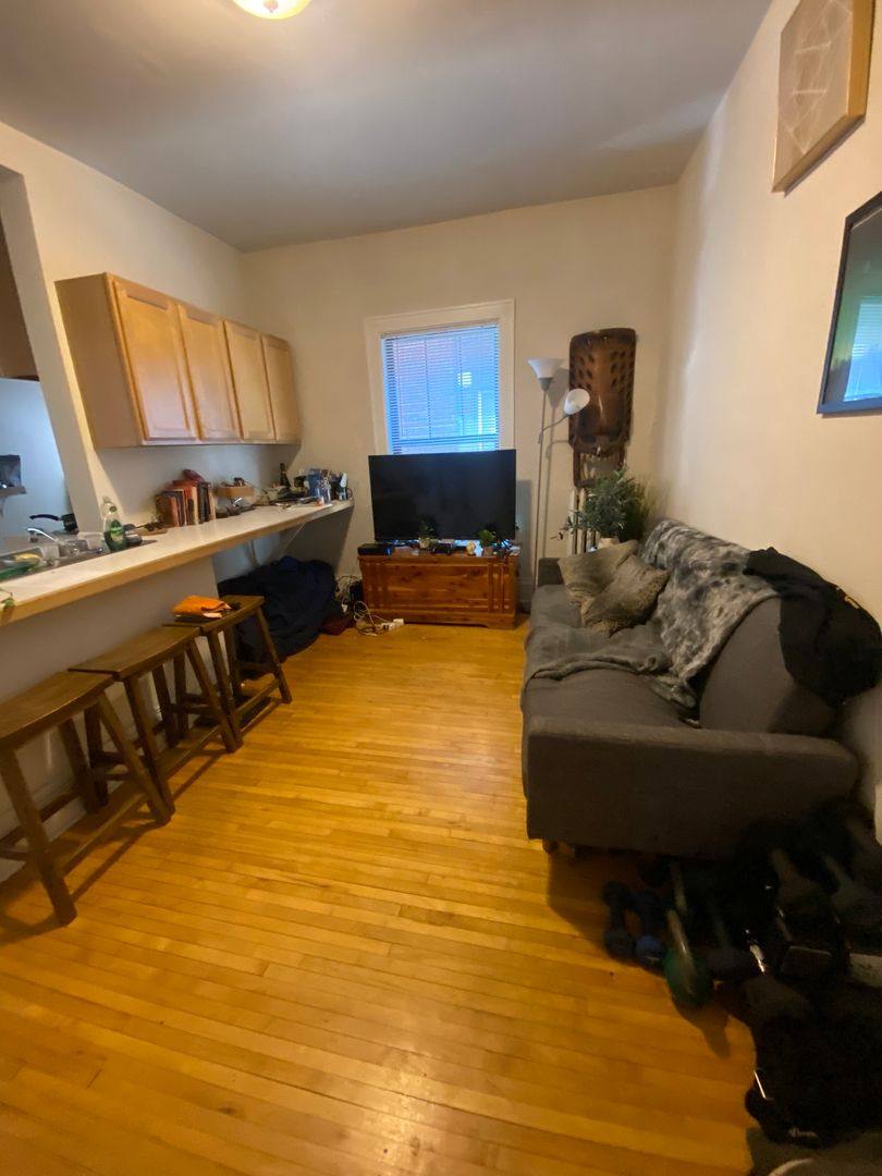 Apartment for rent at 2871 Irving Ave S, Minneapolis, MN 55408