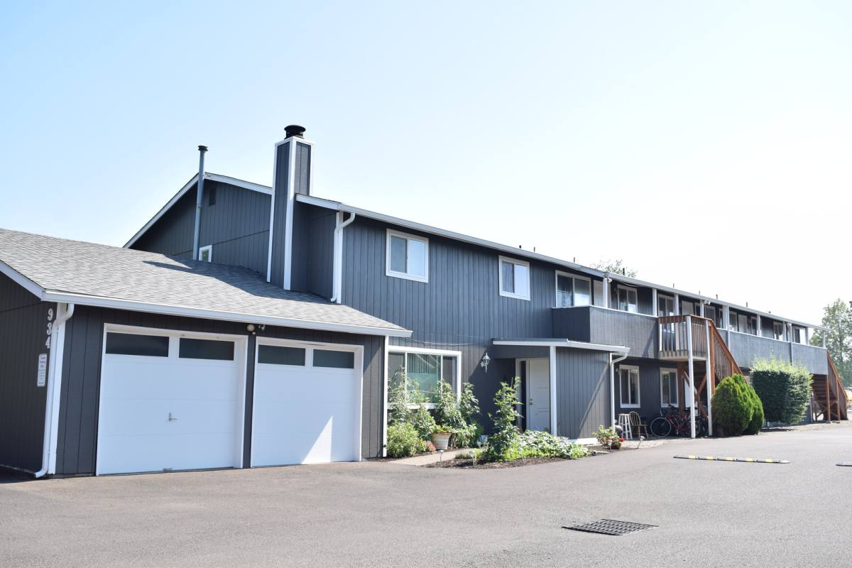 Apartment for rent at 934-936 NW Sycamore Ave, Corvallis, OR 97330