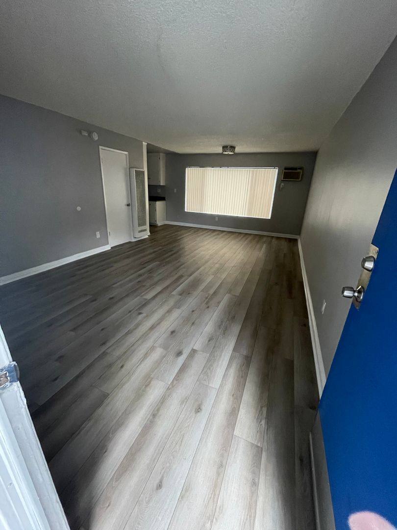 Apartment for rent at 11104 Weddington St, North Hollywood, CA 91601