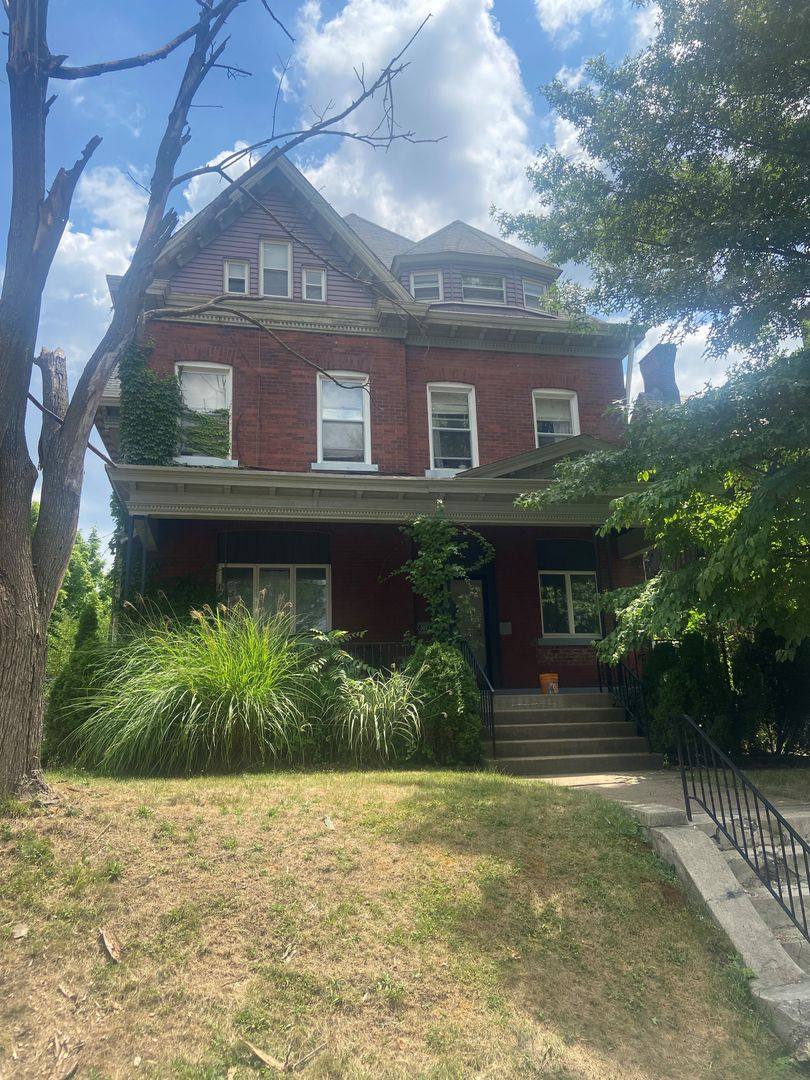 Apartment for rent at 307 S Aiken Ave, Pittsburgh, PA 15232