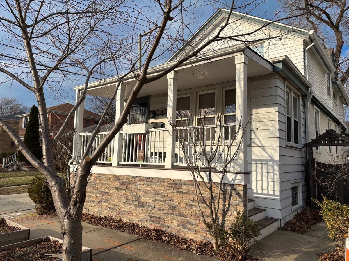 House for rent at 1533 Dempster St, Evanston, IL 60201