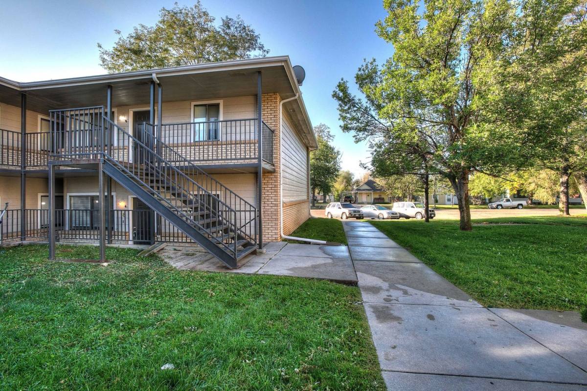 Apartment for rent at 520 13th Ave, Greeley, CO 80631