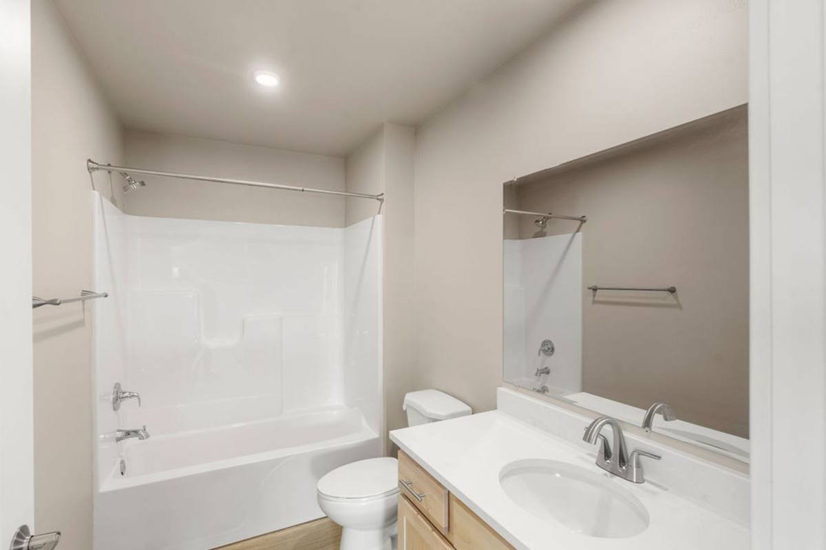 Apartment for rent at 175-200 Pondview Dr, Johnson Creek, WI 53038