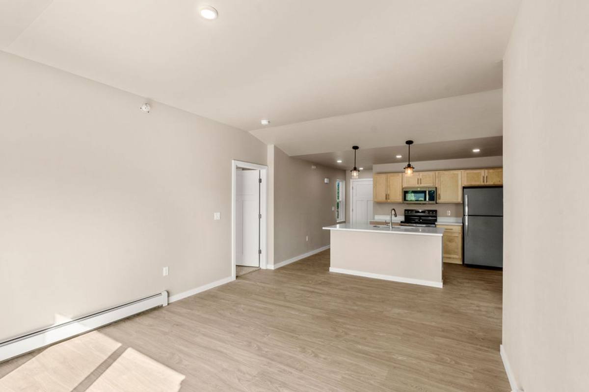 Apartment for rent at 175-200 Pondview Dr, Johnson Creek, WI 53038