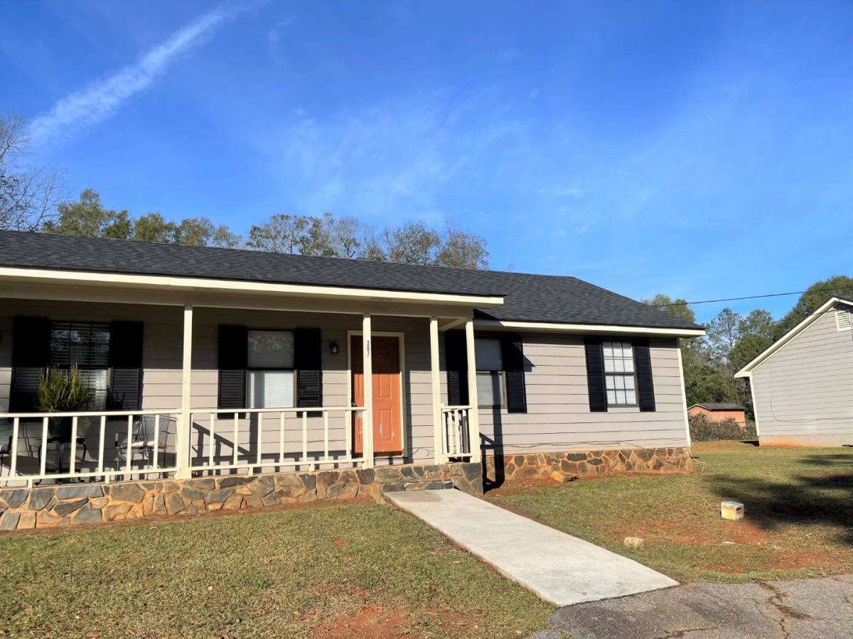 Apartment for rent at 305 Pelly St, Griffin, GA 30223