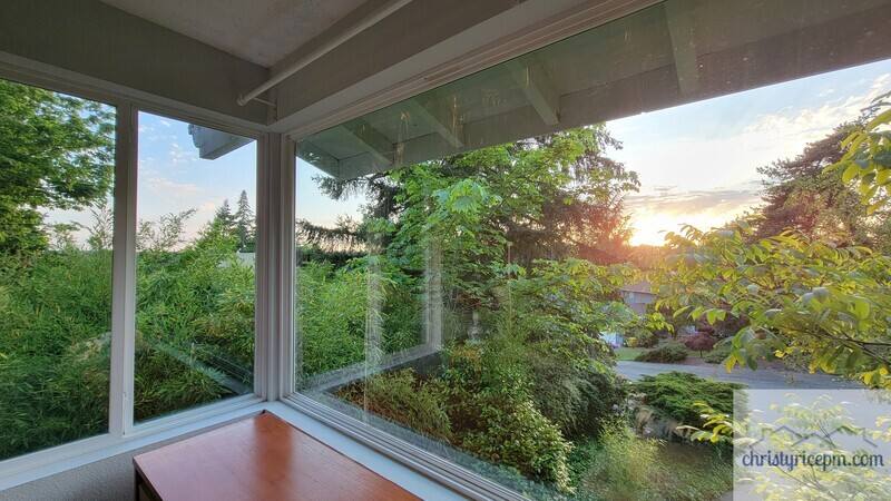 House for rent at 13709 SE 23rd St, Bellevue, WA 98005