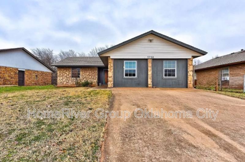 5708 S Briarwood Dr, Oklahoma City, OK 73135