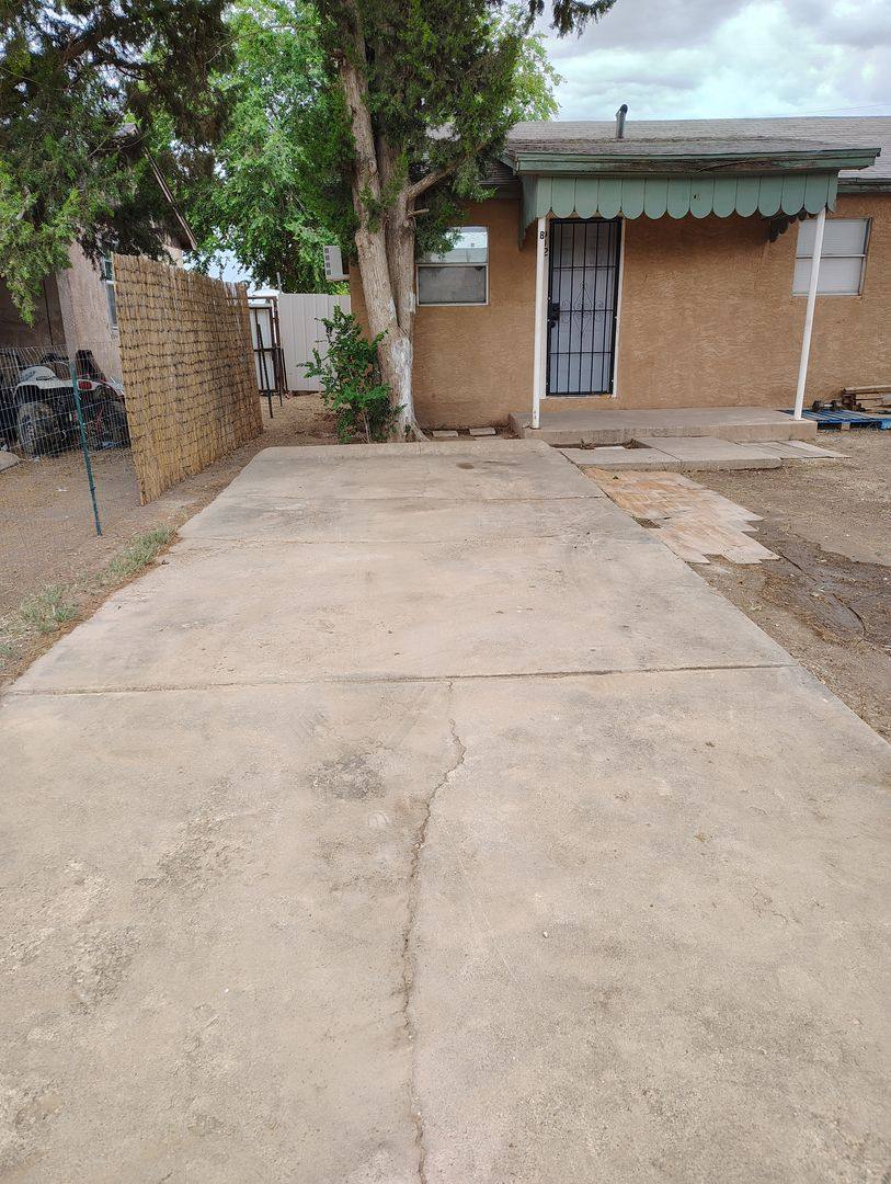 House for rent at 602 S Woody Dr, Roswell, NM 88203