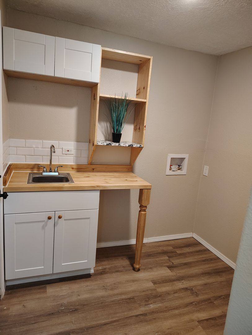 House for rent at 602 S Woody Dr, Roswell, NM 88203