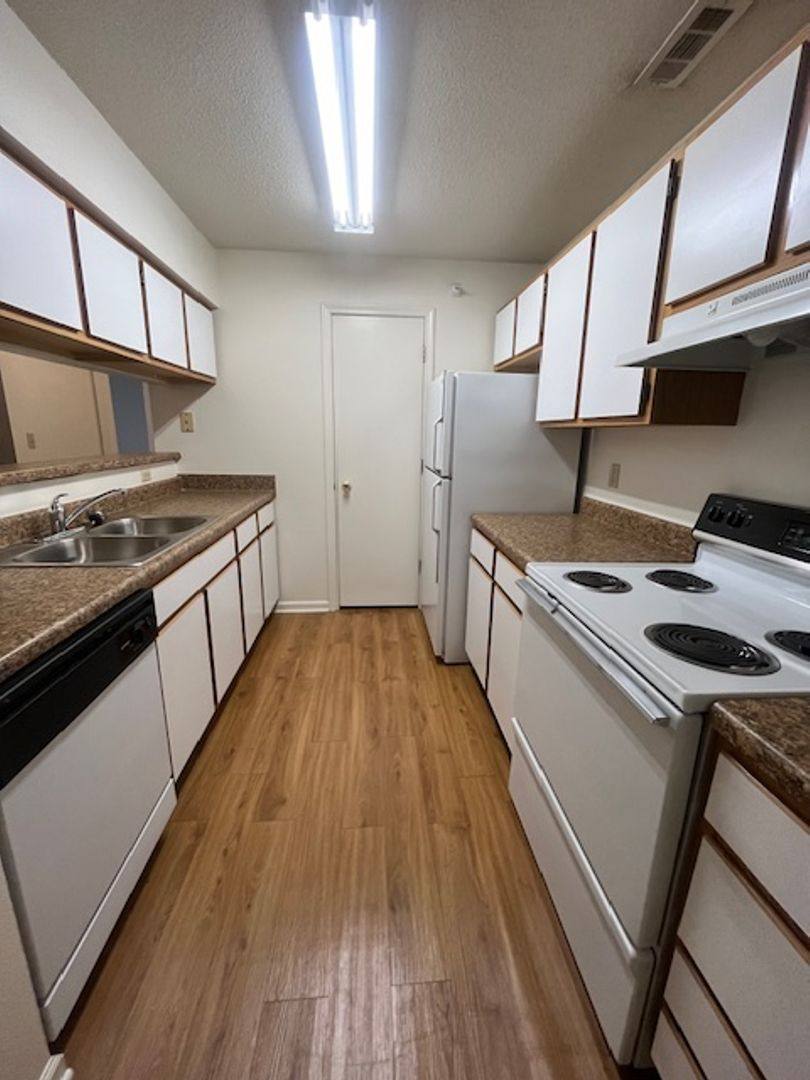 Apartment for rent at 3811 Baldwin Ave, Lincoln, NE 68504