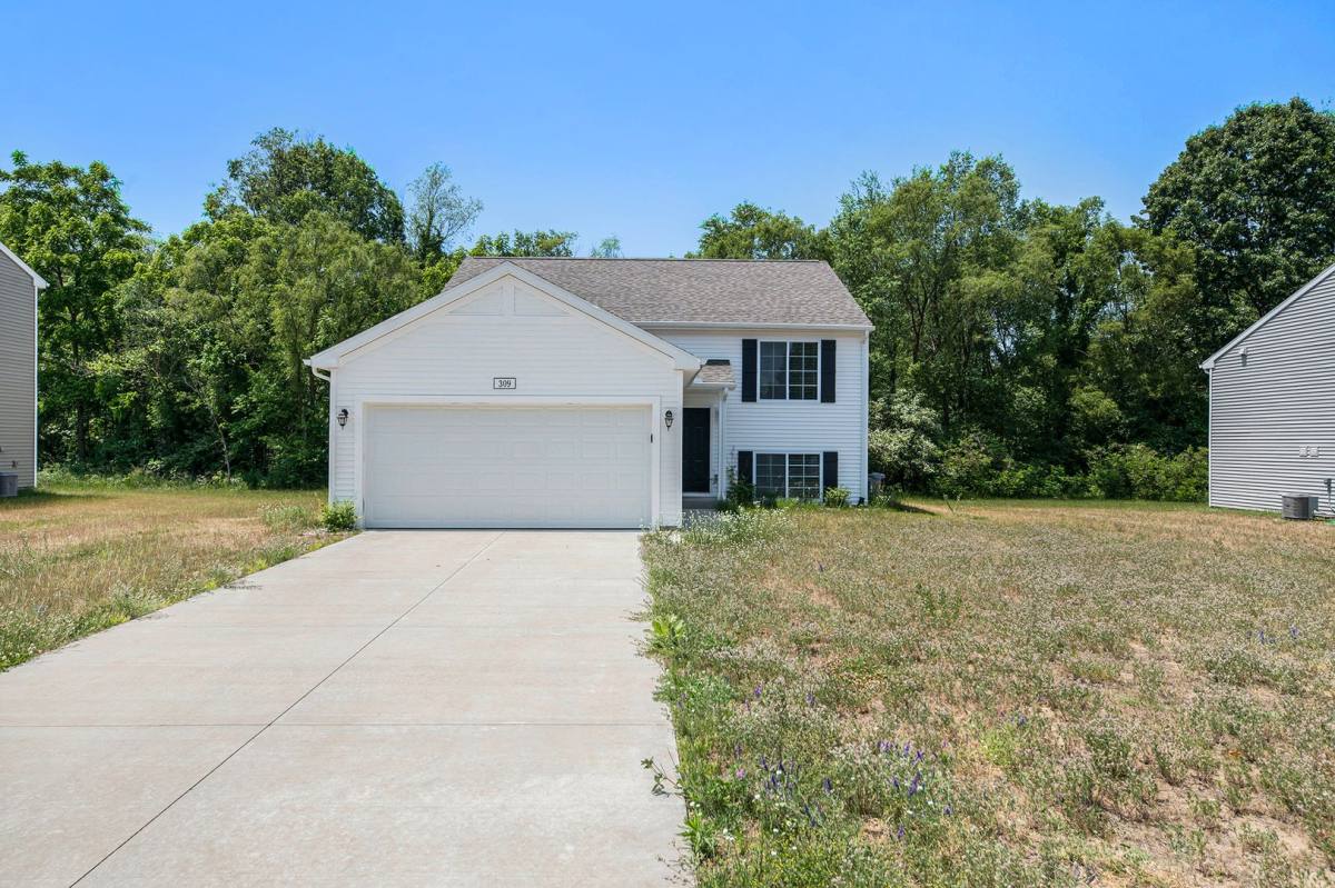 House for rent at 309 Harris St, Paw Paw, MI 49079