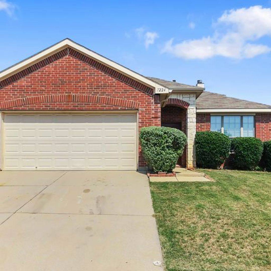 House for rent at 7224 Lindentree Lane, Fort Worth, TX 76137