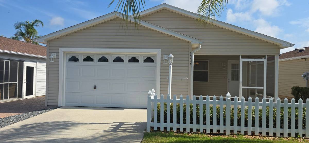 House for rent at 1009 Ridgeville Rd, The Villages, FL 32162
