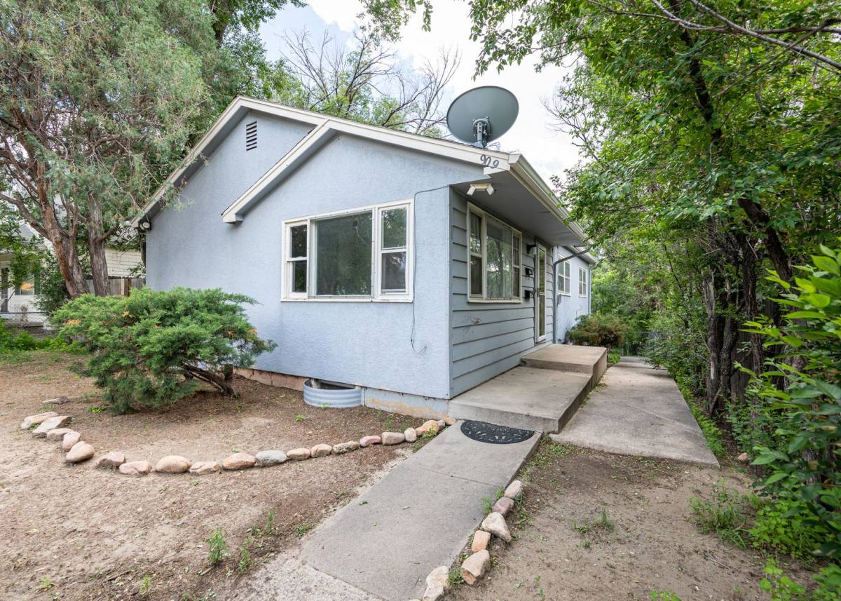 Apartment for rent at 909 E Costilla St, Colorado Springs, CO 80903