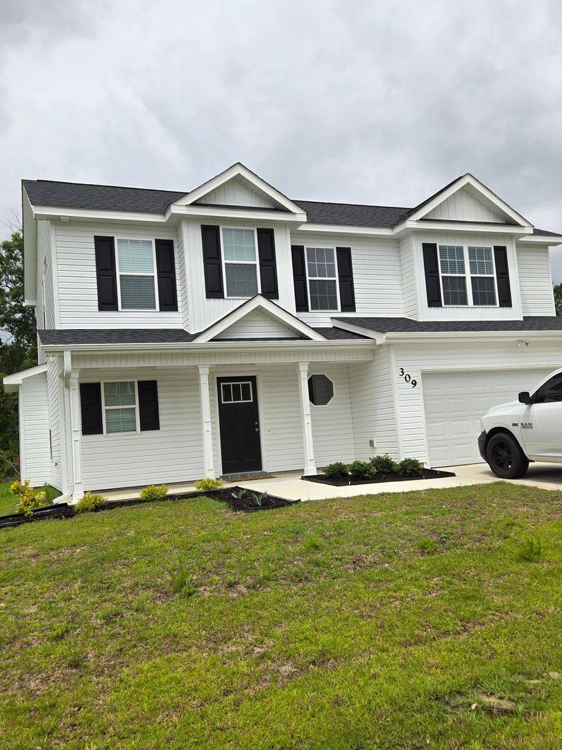 House for rent at 309 Samuel Run Dr, Jacksonville, NC 28546