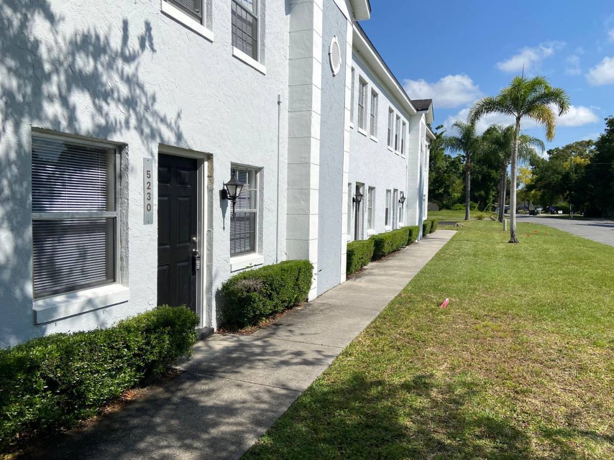 Apartment for rent at 5230 Davisson Ave, Orlando, FL 32810