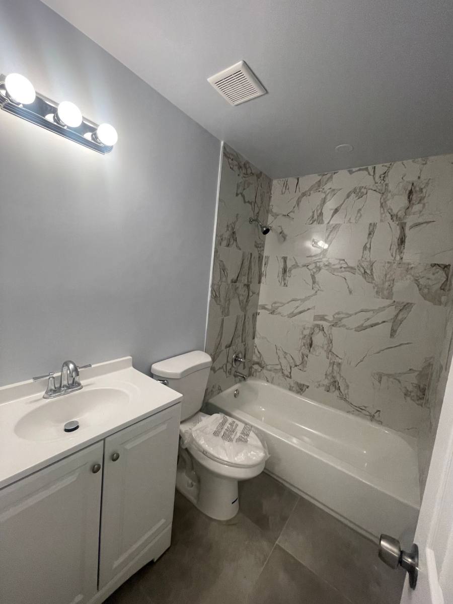 Apartment for rent at 780 NE 46 Court, Fort Lauderdale, FL 33334