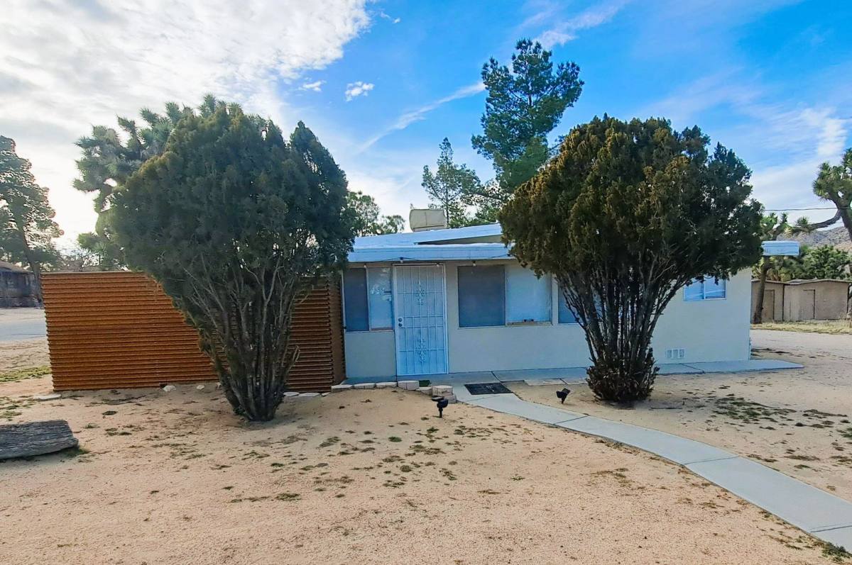 House for rent at 7492 Hopi Trail, Yucca Valley, CA 92284