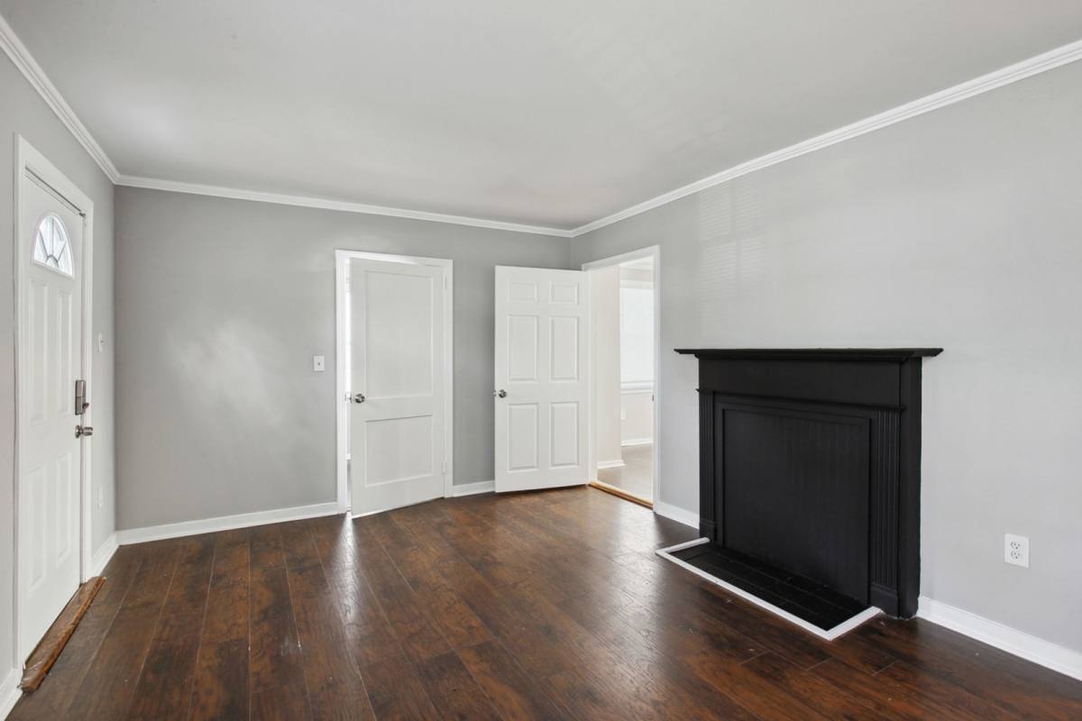 Apartment for rent at 2215 Greenwood, Savannah, GA 31404