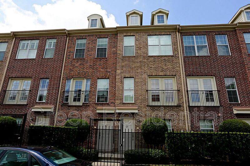 Townhouse for rent at 1913 Gillette St #C, Houston, TX 77006