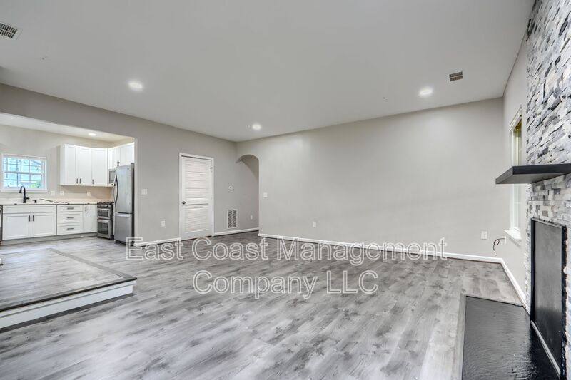 Apartment for rent at 921 Bending Branch Way #1, Hyattsville, MD 20785