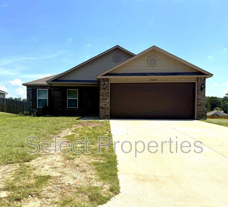 House for rent at 2400 Windy Lane, Jonesboro, AR 72404