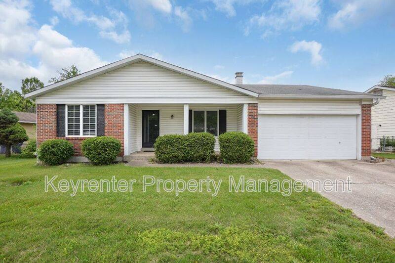 House for rent at 15593 Fox Plains Dr, Florissant, MO 63034