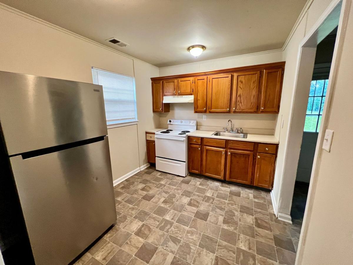 House for rent at 5014 Vista St, Kansas City, KS 66106