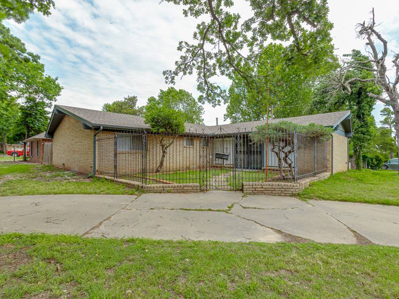 House for rent at 1700 N Alexander Lane, Bethany, OK 73008